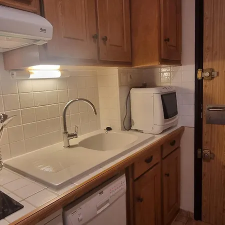 Jolie Etage Eleve Aux Pieds Vue Pistes - Fr-1-181-2859 La Plagne